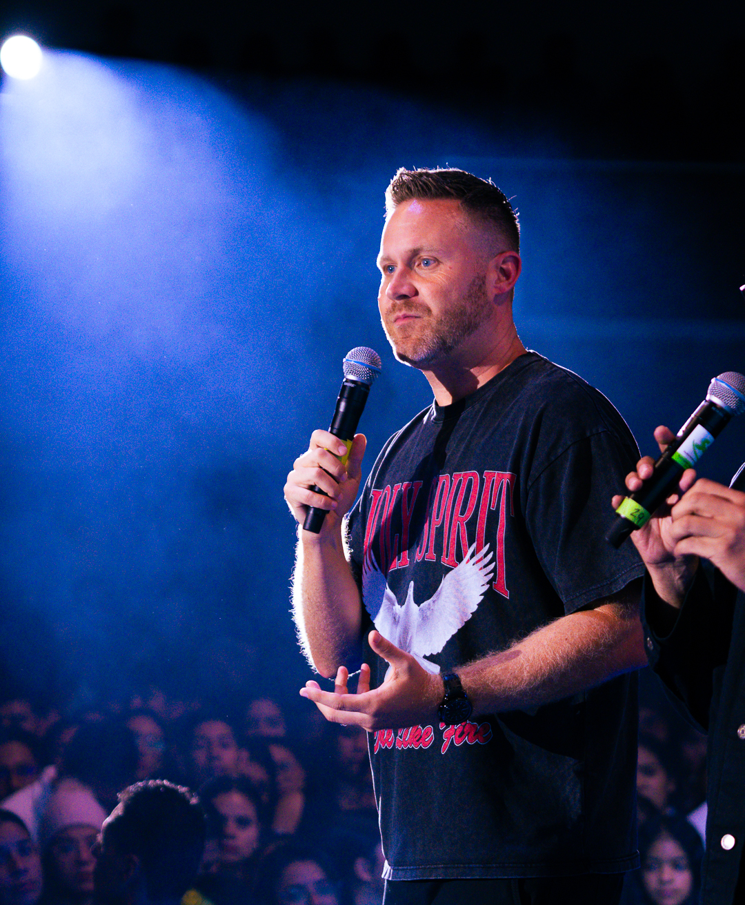 Jason Parks speaking at a ministry event